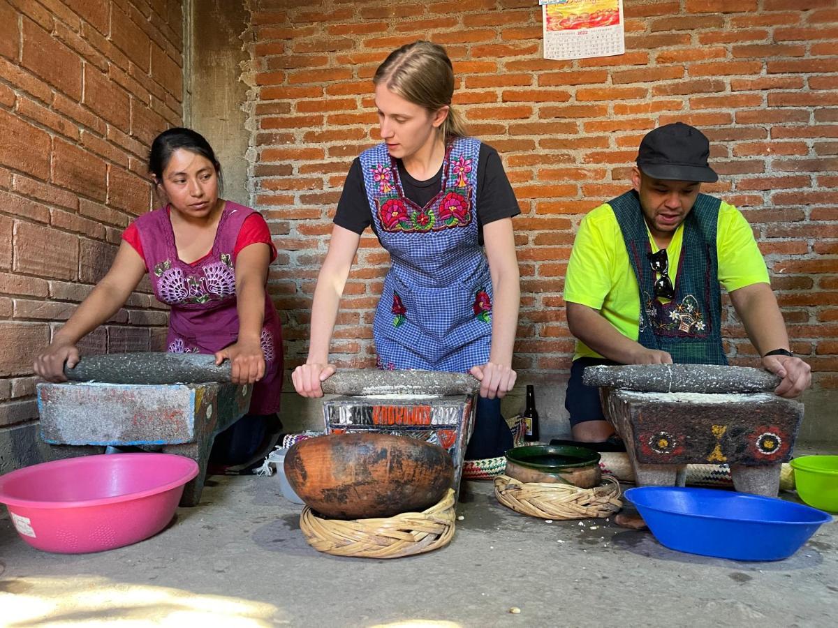 Lizu Tu Casa En Un Pueblo Zapoteca Bed & Breakfast Teotitlán del Valle Eksteriør bilde